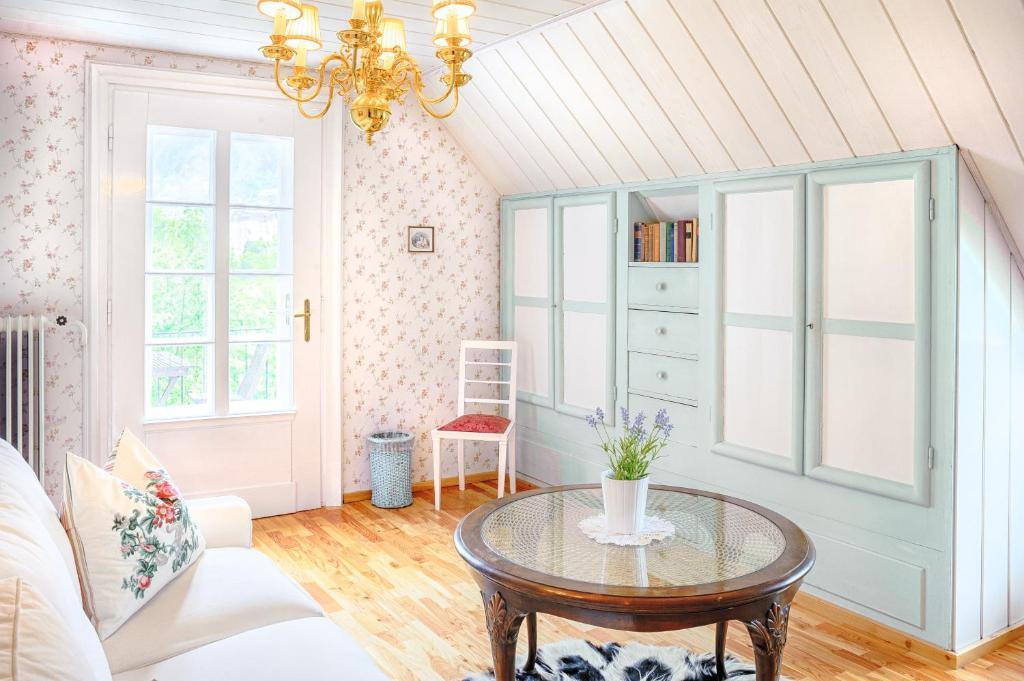 Behrens Apartment